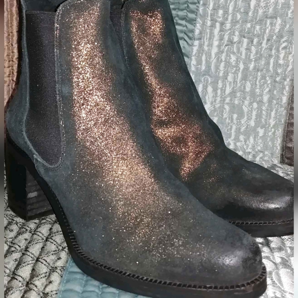 Sixtyseven heeled chelsea boots